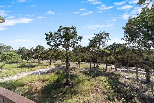 $998,600 | 667 Ranch Rim Drive West, Ingram, TX 78025