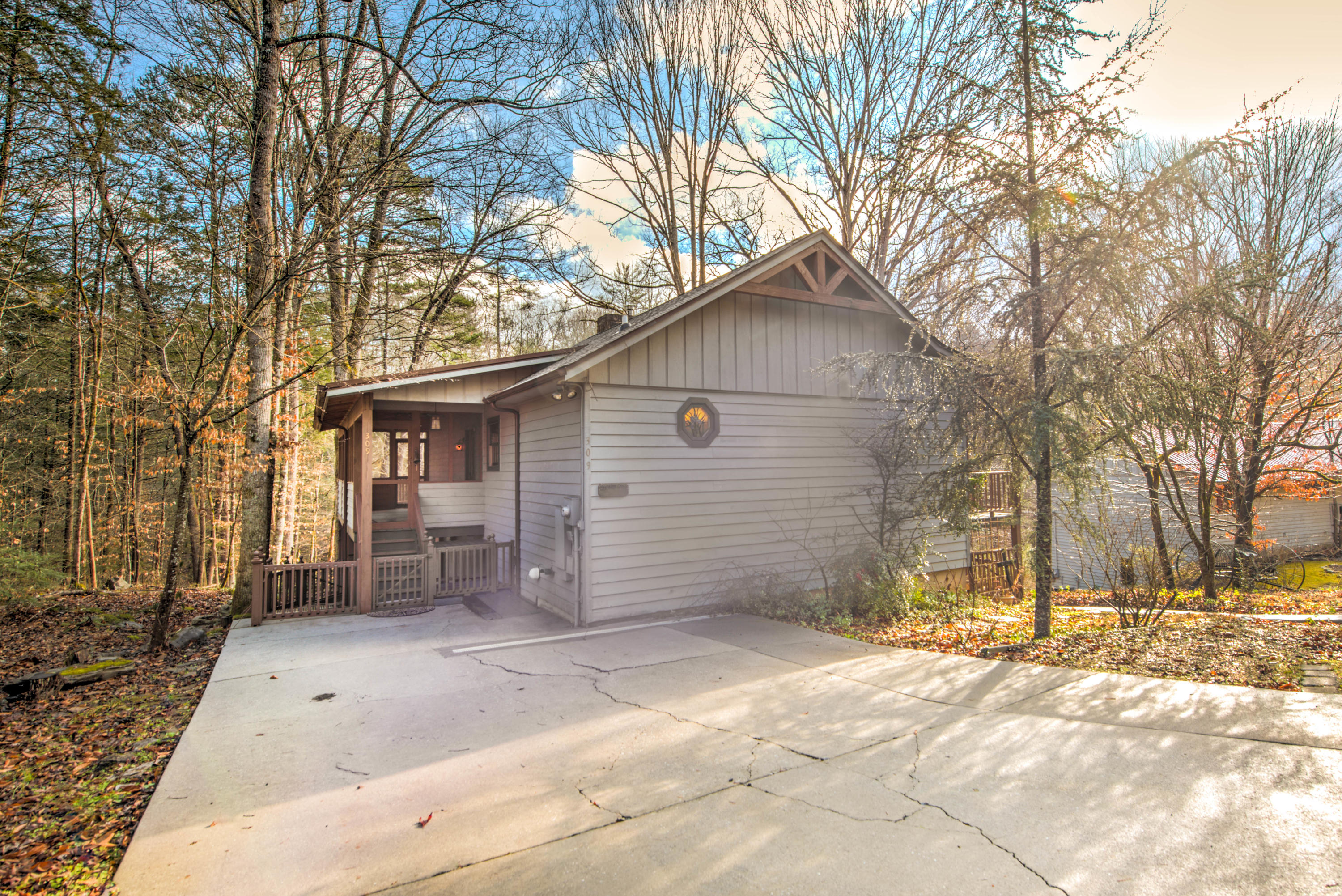 309 Laurel Road Townsend, TN 37882 - Photo 2 of 29 2