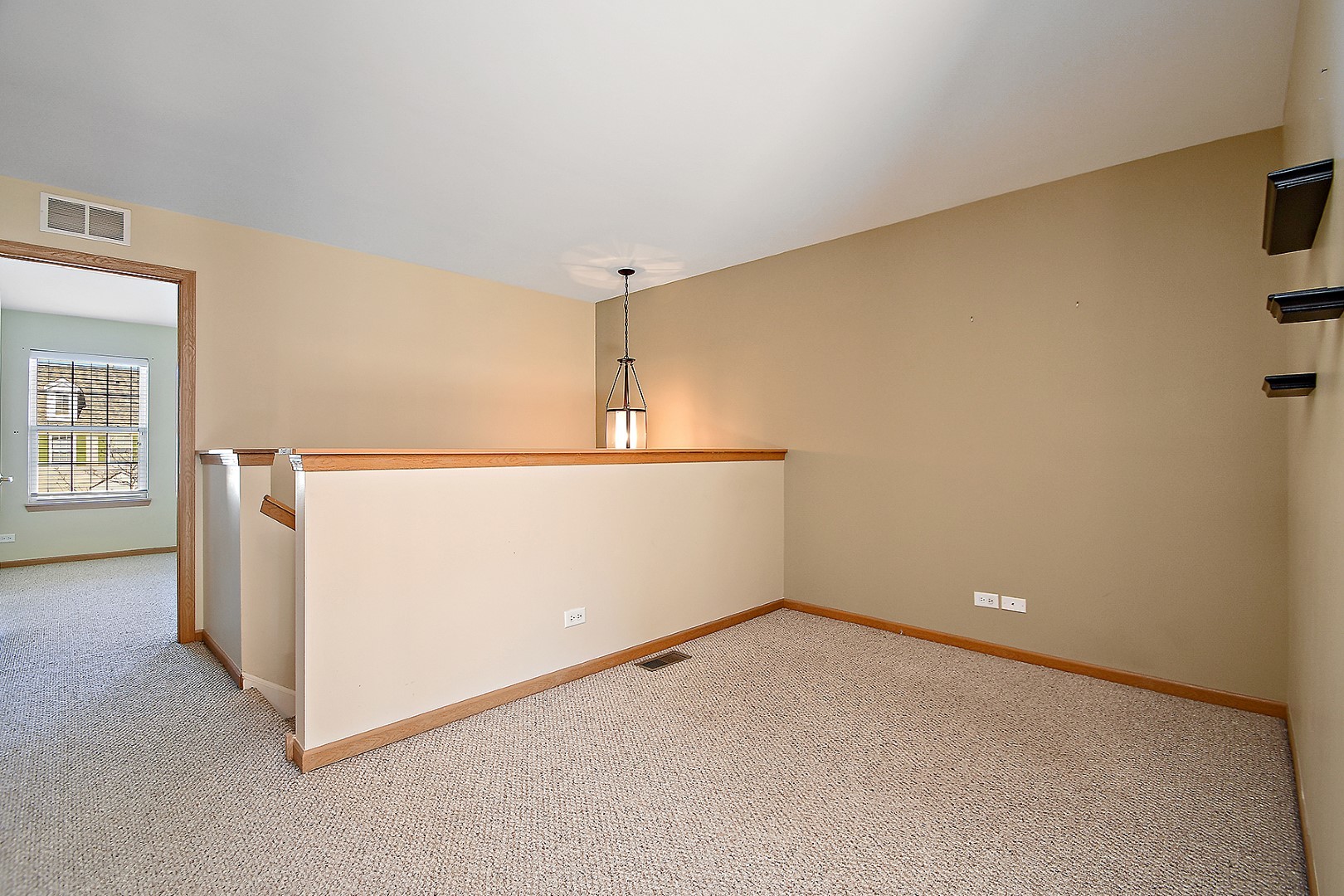 2529 Capitol Avenue Aurora, IL 60503 - Photo 11 of 25 an empty room with windows