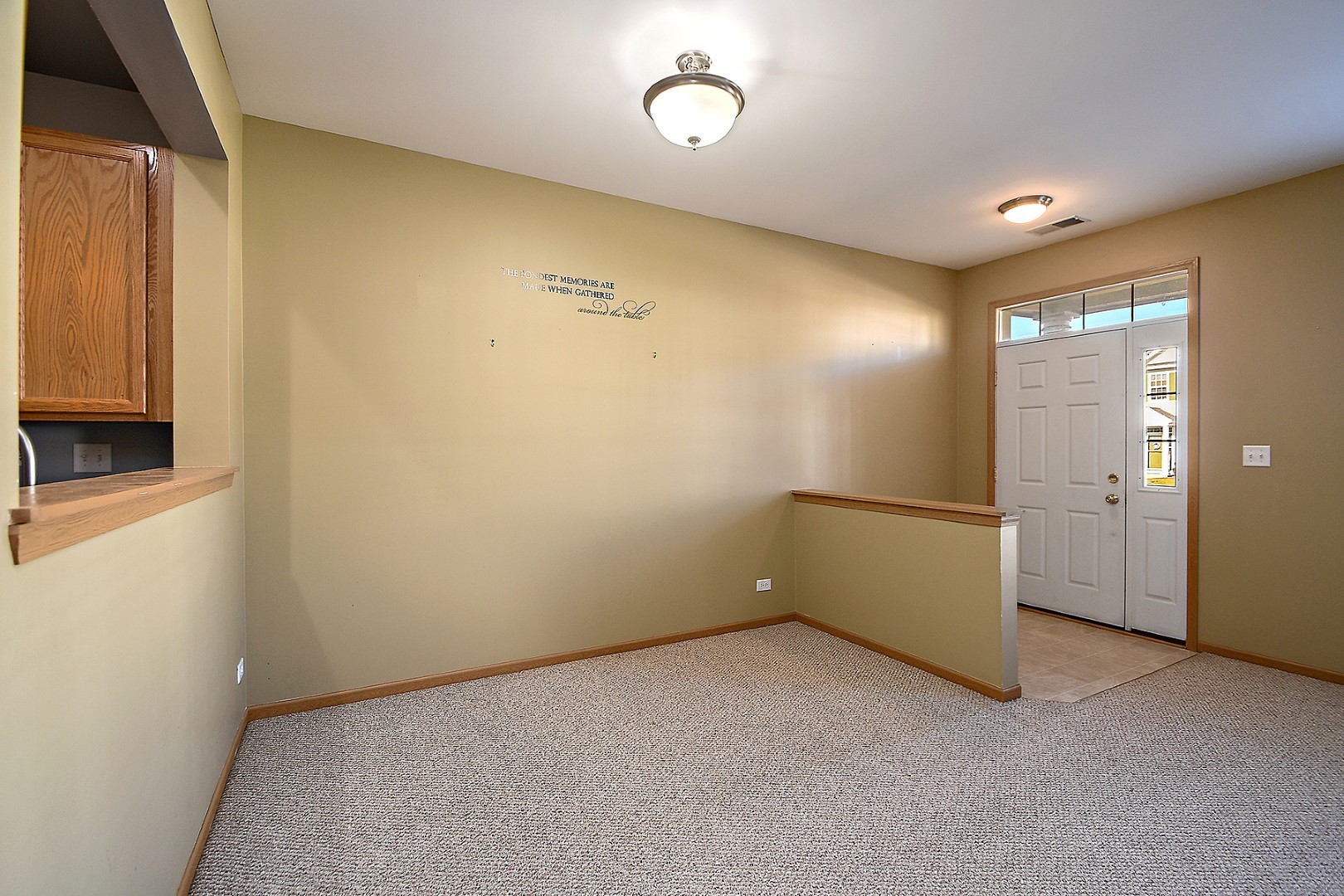 2529 Capitol Avenue Aurora, IL 60503 - Photo 4 of 25 a view of an empty room