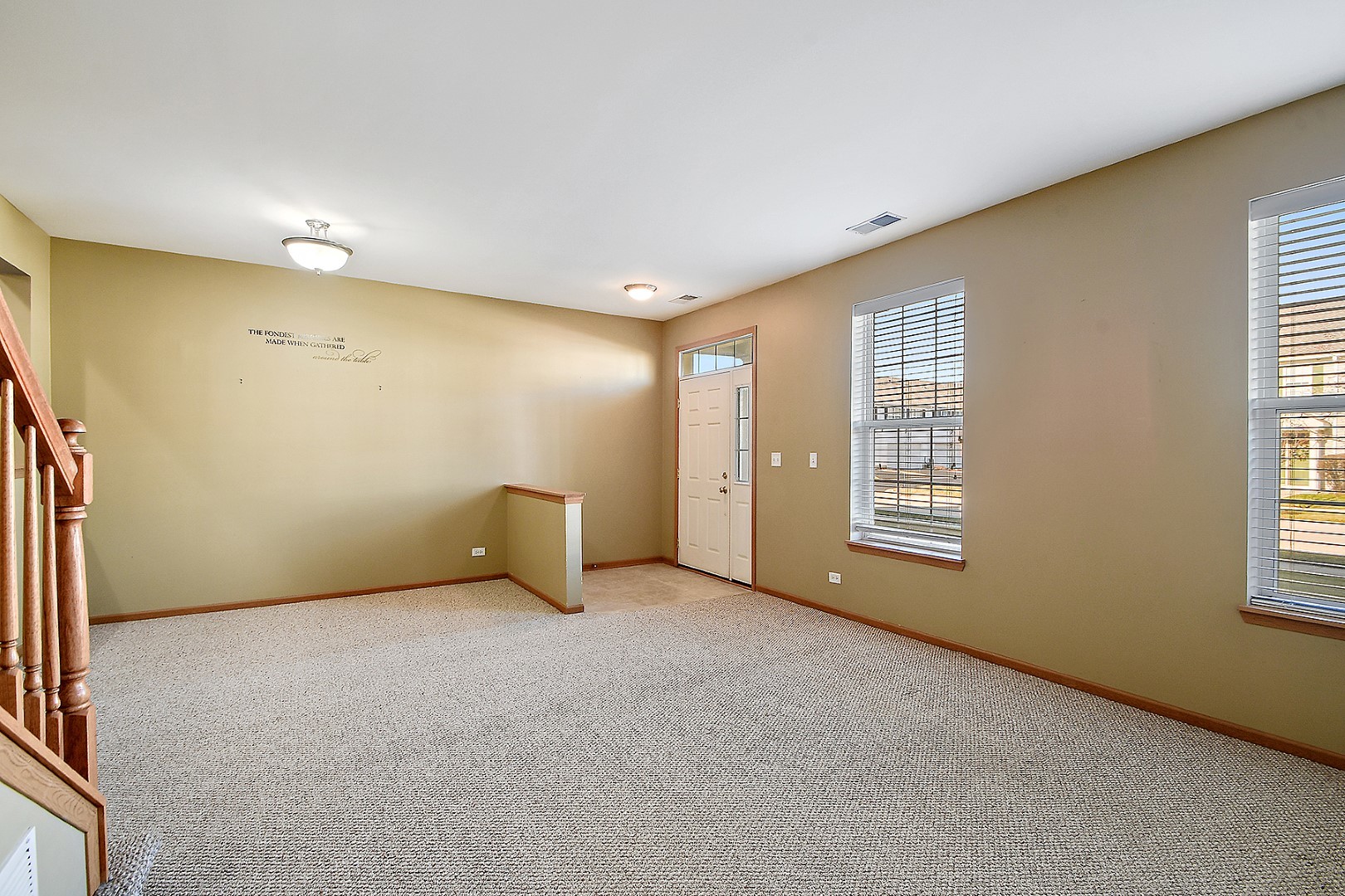 2529 Capitol Avenue Aurora, IL 60503 - Photo 5 of 25 a view of an empty room with a window