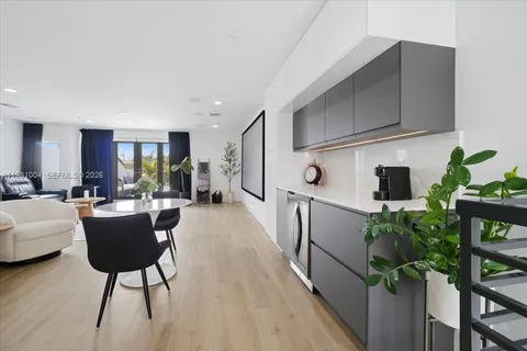 $1,499,000 | 606 Northeast 14th Avenue, Fort Lauderdale, FL 33304