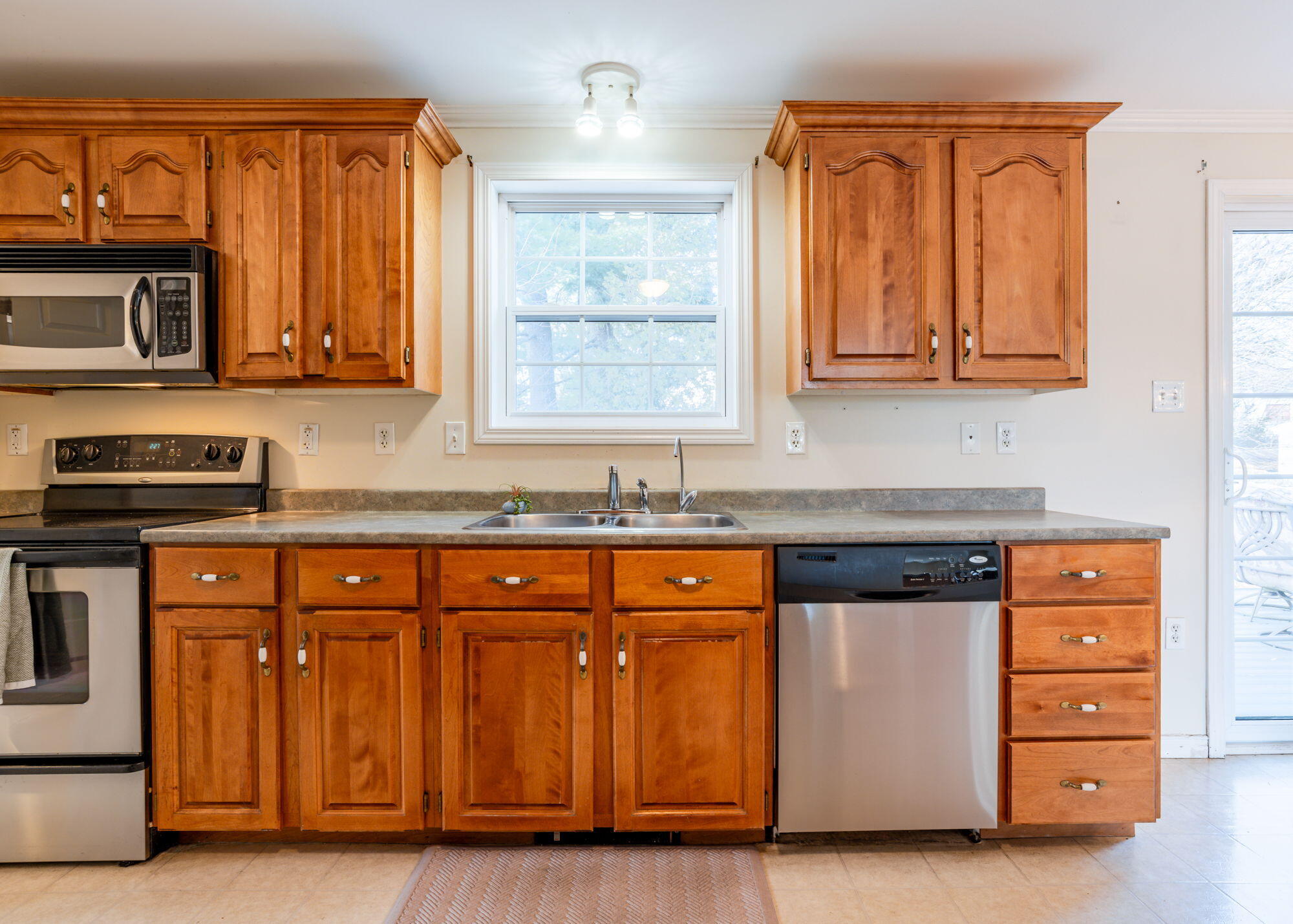 79 Frost Street Portland, ME 04102 - Photo 10 of 35 79FrostSt-Portland-11