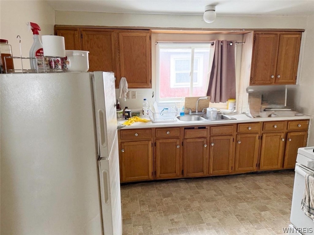 554 Perry Street Buffalo, NY 14210 - Photo 13 of 17