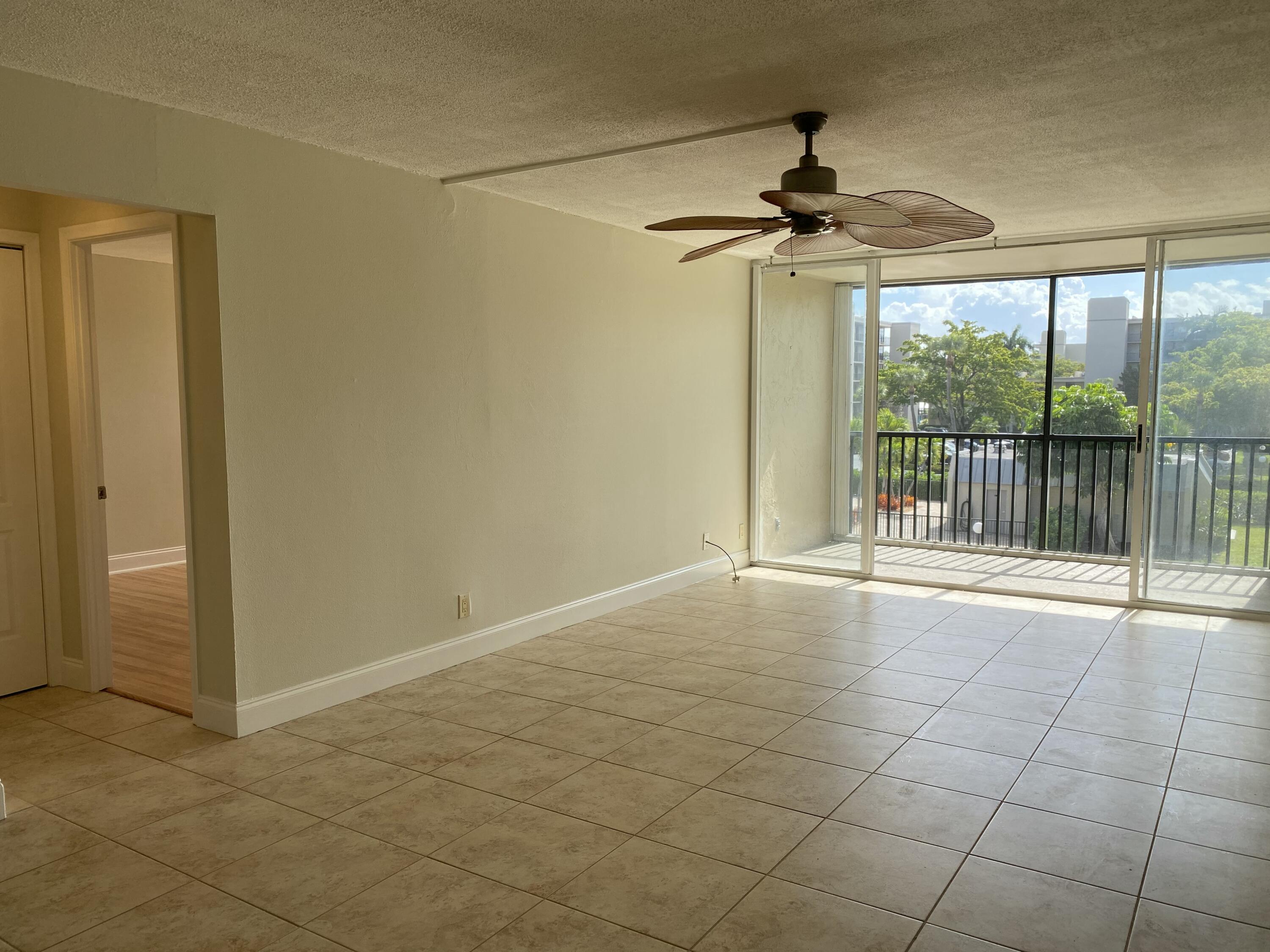 4 Royal Palm Way, Unit 308 Boca Raton, FL 33432 - Photo 6 of 33 20250225_151752257_iOS