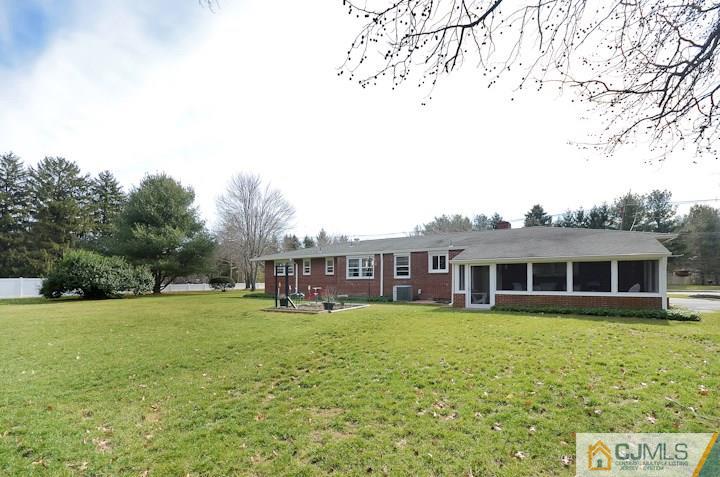 125 Dey Road Cranbury, NJ 08512 - Photo 14 of 15 Gallery Image 14