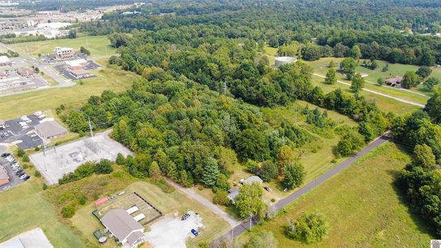 4231 Hansen Road Paducah, KY 42001 - Photo 1 of 9 1