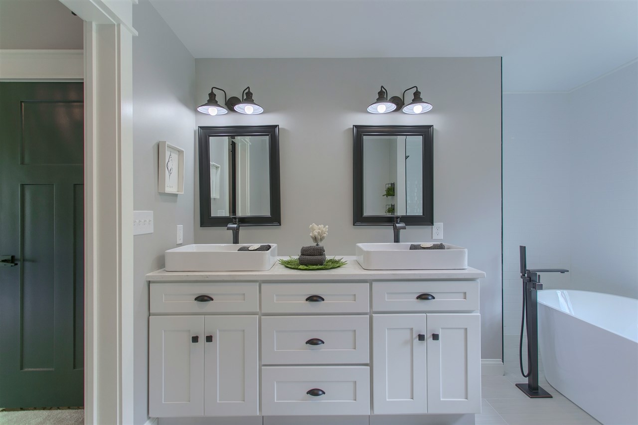 41 Horseshoe Road Windham, NH 03087 - Photo 22 of 38