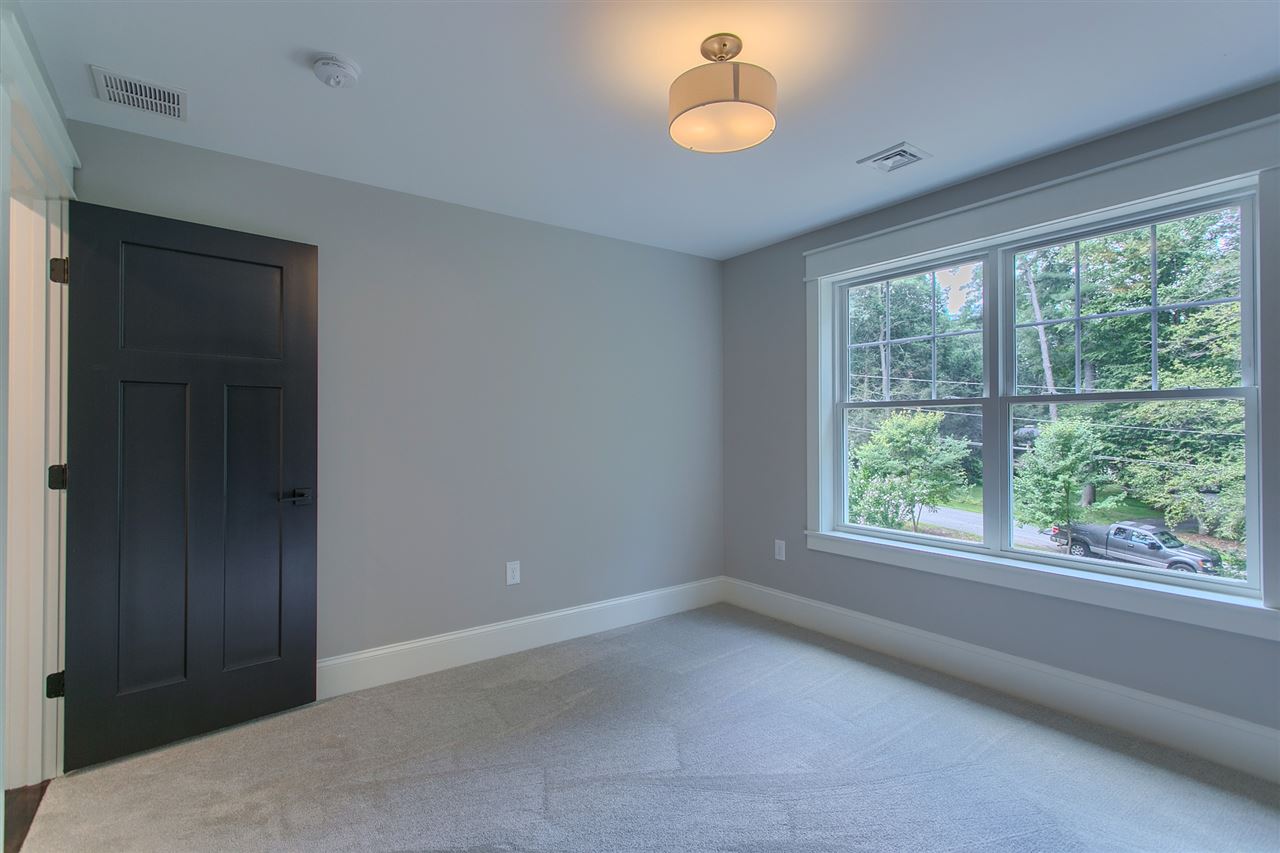 41 Horseshoe Road Windham, NH 03087 - Photo 32 of 38