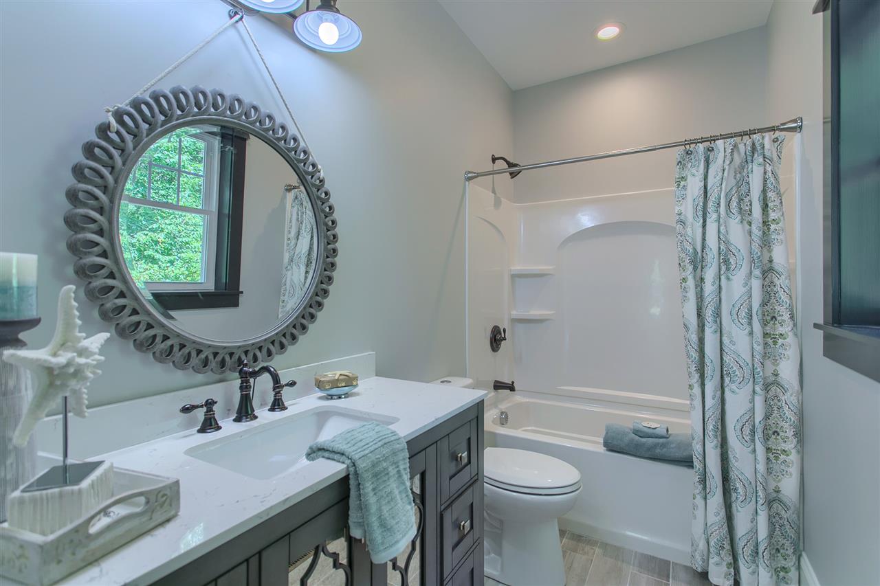 41 Horseshoe Road Windham, NH 03087 - Photo 33 of 38