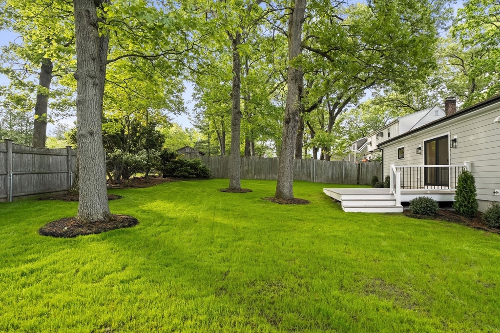 323 Ridge Street Arlington, MA 02474 - Photo 37 of 38