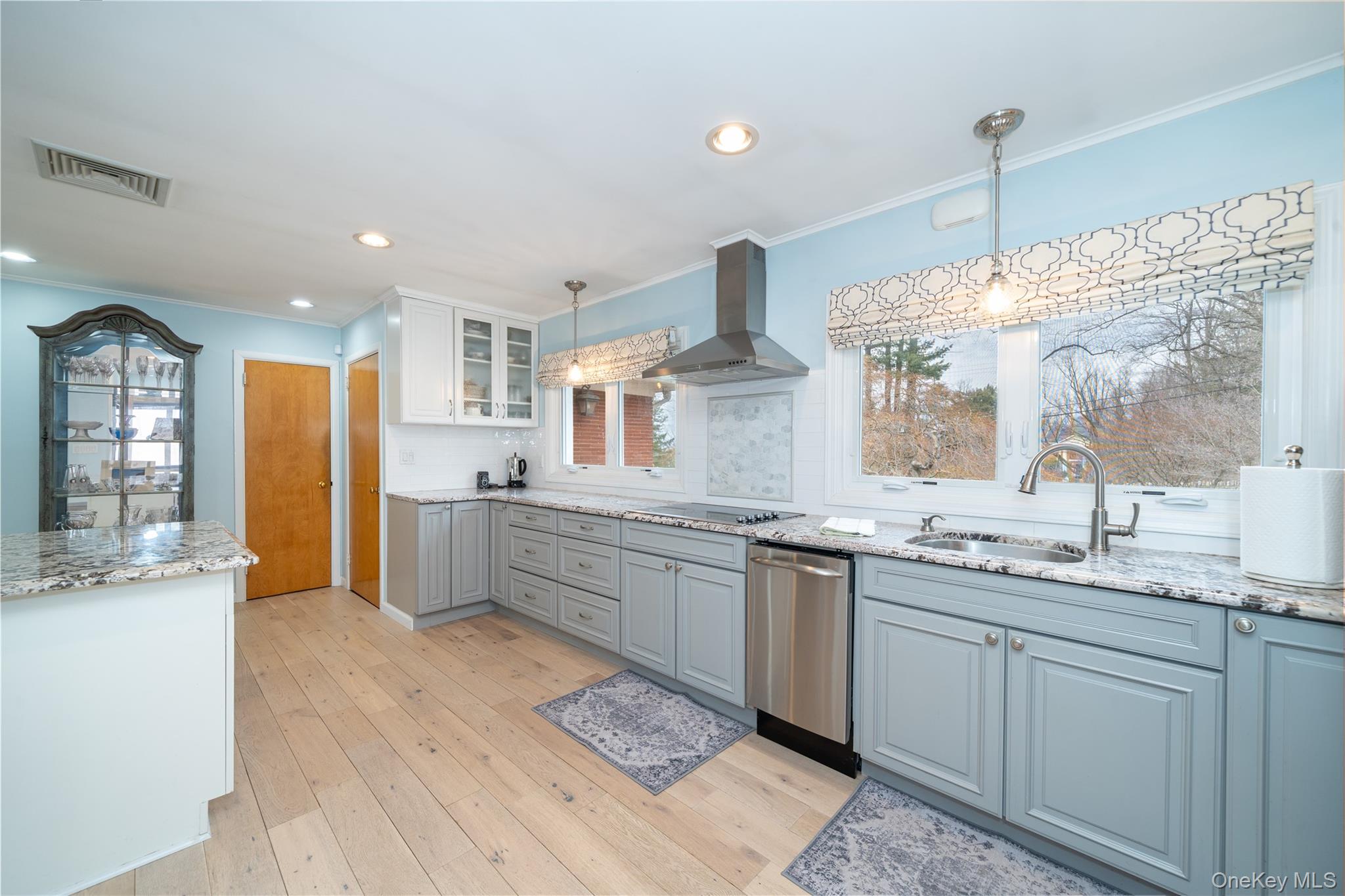 65 Townsend Road Crompond, NY 10517 - Photo 2 of 29