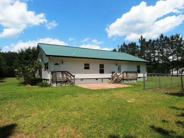 451 Campbell Road Ridgeville, SC 29472 - Photo 21 of 29 451 back of home