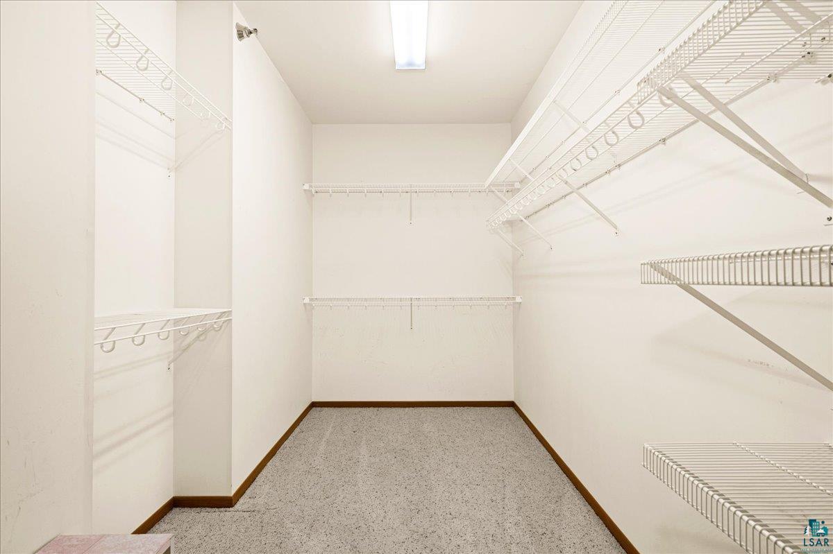 4042 Haines Road, Unit 101 Duluth, MN 55811 - Photo 20 of 30 Gallery Image 20