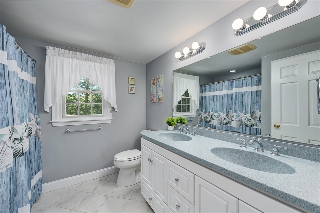 76 Parsonage Lane Topsfield, MA 01983 - Photo 21 of 35