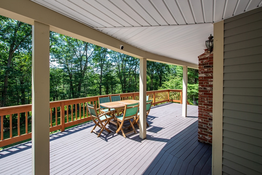 76 Parsonage Lane Topsfield, MA 01983 - Photo 31 of 35