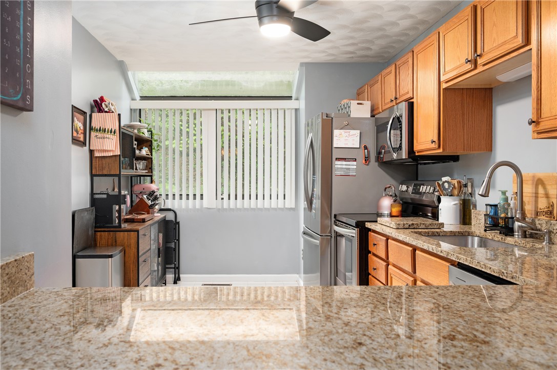 5 Wake Robin Road, Unit 3602 Lincoln, RI 02865 - Photo 5 of 26 Gallery Image 5