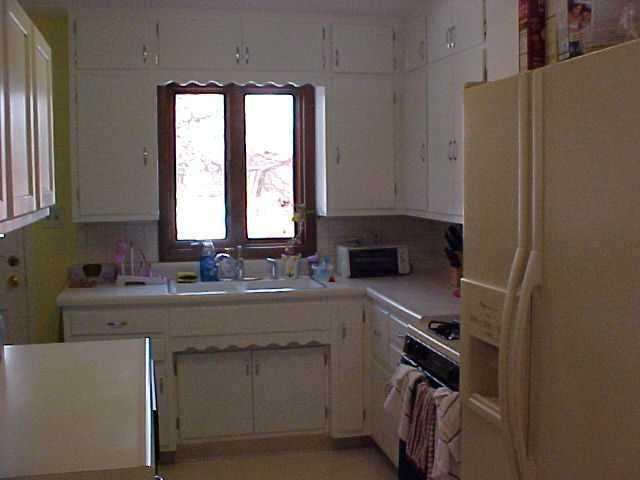 140 Maxwell Road Indianapolis, IN 46217 - Photo 7 of 12 Gallery Image 7