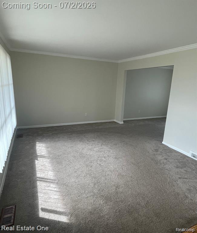 26950 Rochelle Street Dearborn Heights, MI 48127 - Photo 2 of 17