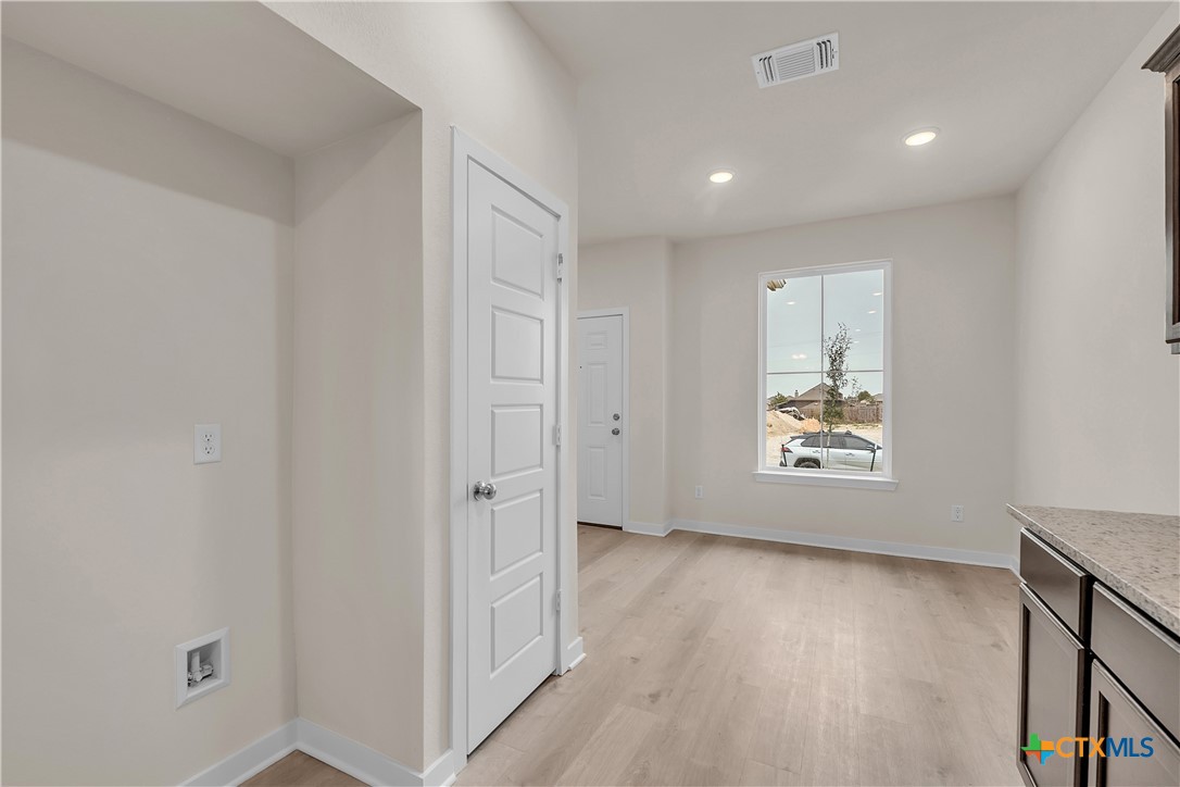 417 University Avenue Troy, TX 76579 - Photo 28 of 30 a view of an empty room and a window