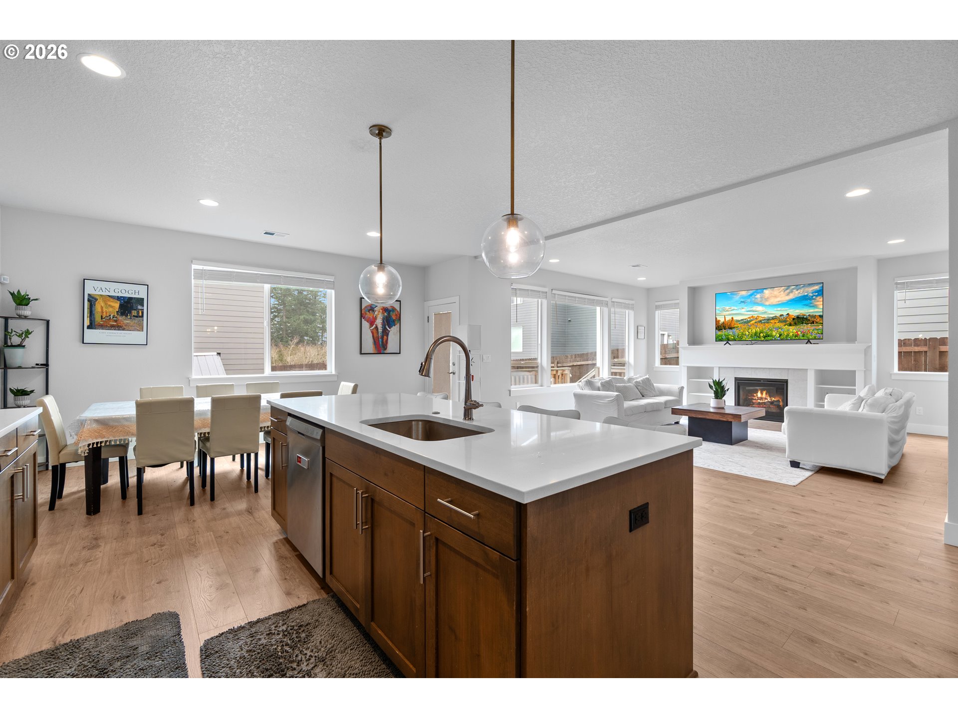 652 Southwest 49th Street Gresham, OR 97080 - Photo 17 of 46 Kitchen