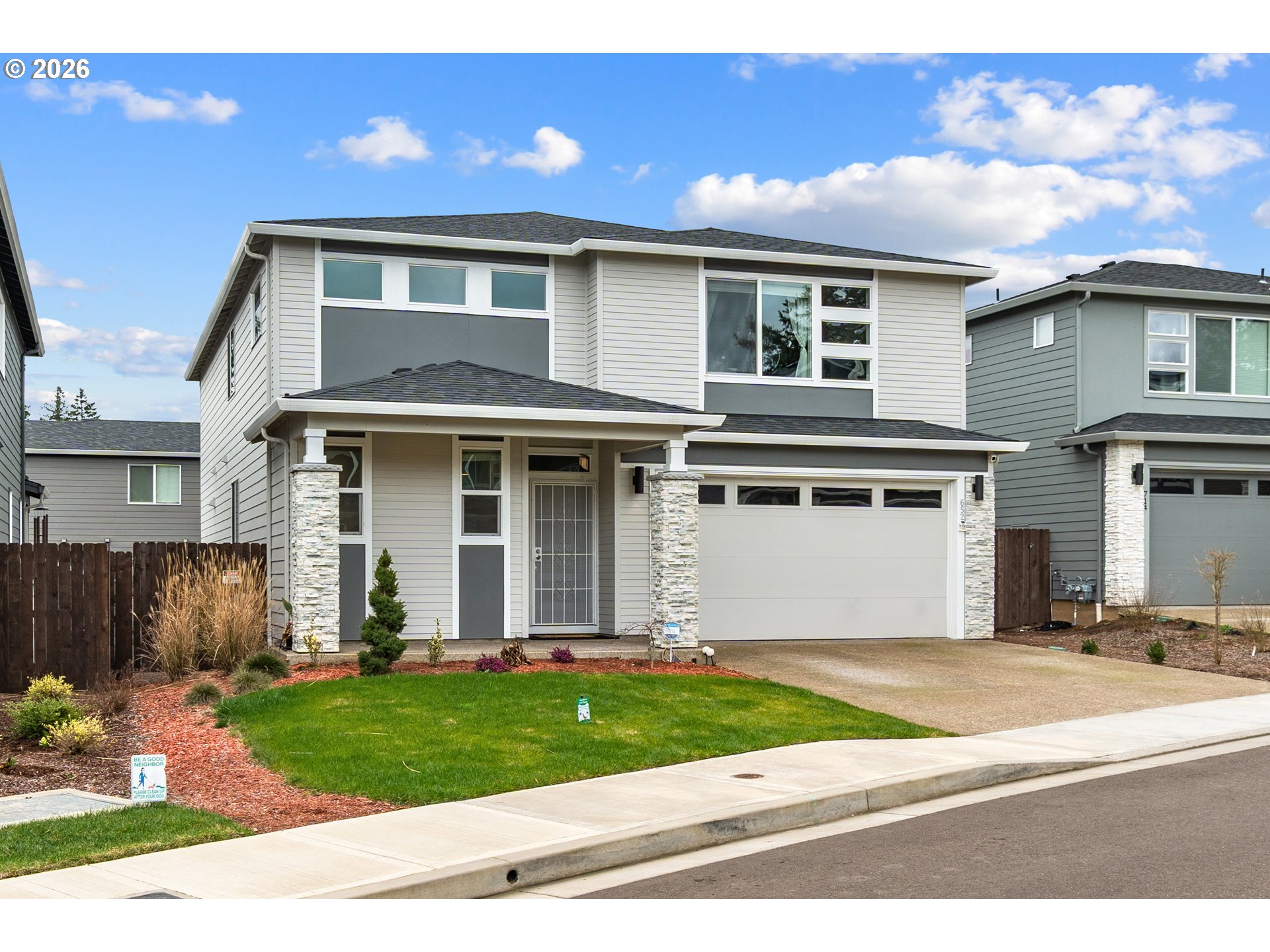 652 Southwest 49th Street Gresham, OR 97080 - Photo 2 of 46 Exterior