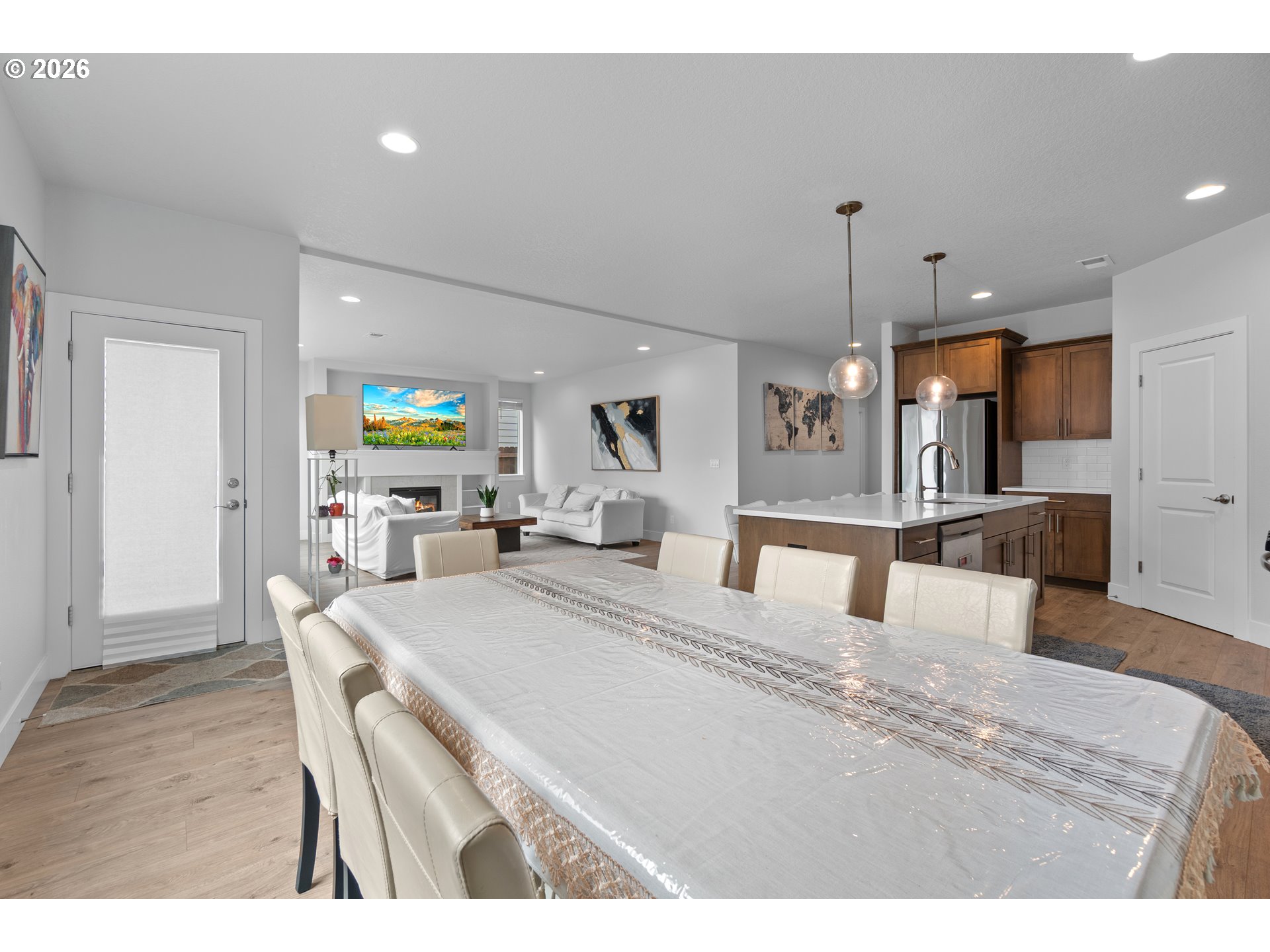 652 Southwest 49th Street Gresham, OR 97080 - Photo 22 of 46 Dining Room