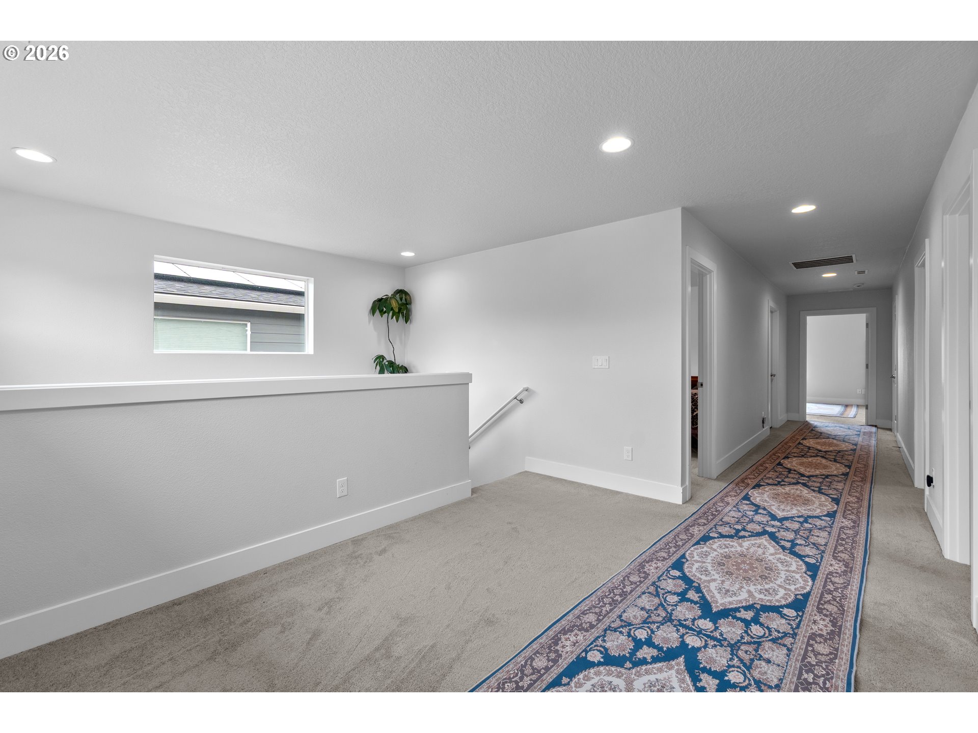 652 Southwest 49th Street Gresham, OR 97080 - Photo 29 of 46 Loft