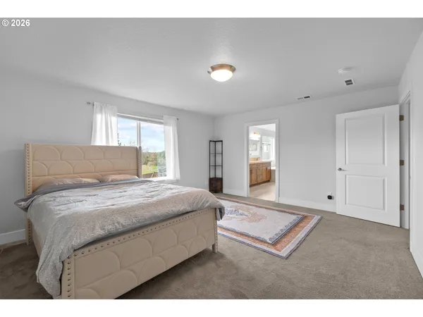 $839,100 | 652 Southwest 49th Street, Gresham, OR 97080