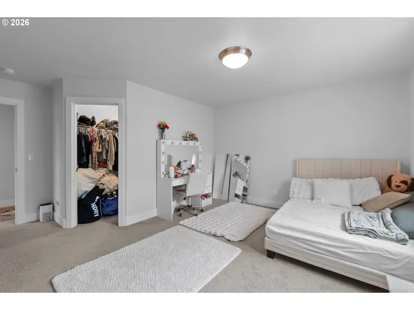 $839,100 | 652 Southwest 49th Street, Gresham, OR 97080