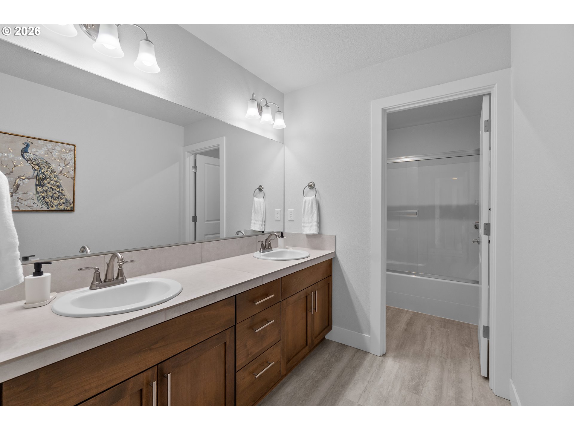 652 Southwest 49th Street Gresham, OR 97080 - Photo 40 of 46 Bathroom