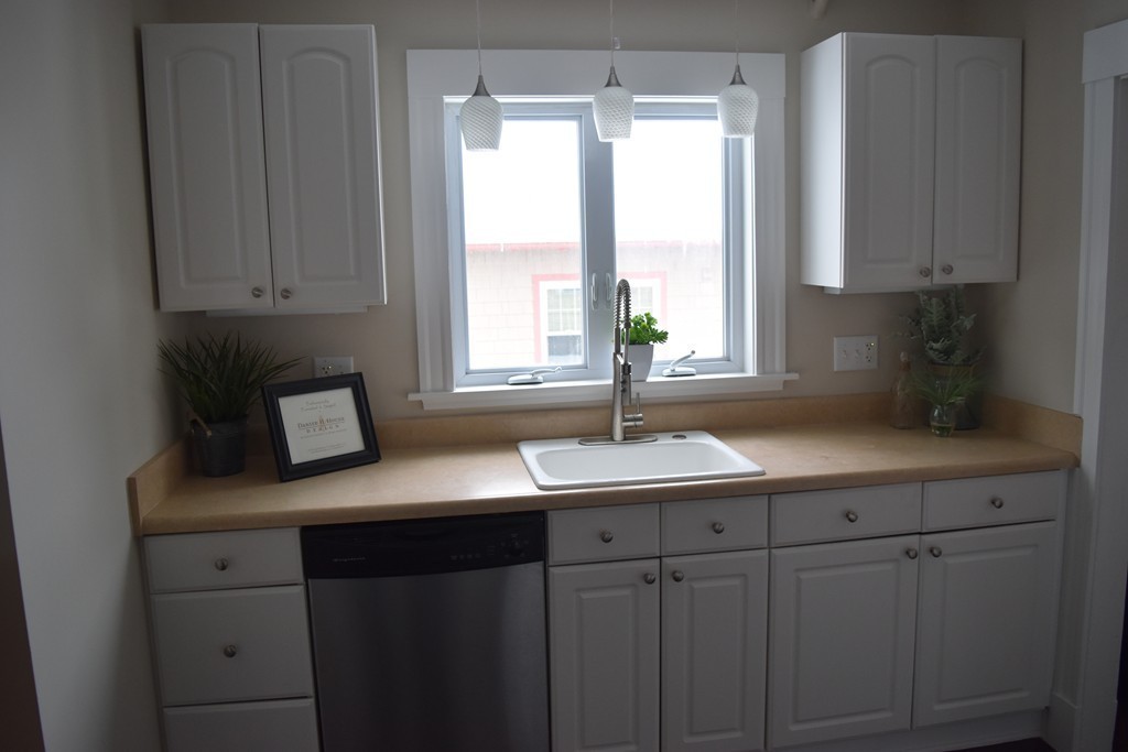 49 Morse Road Framingham, MA 01701 - Photo 7 of 22