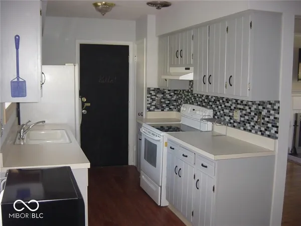 $2,100 | 5655 North Parker Avenue, Indianapolis, IN 46220