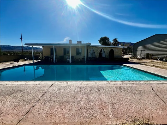 $325,000 | 74284 El Paseo Drive, Twentynine Palms, CA 92277