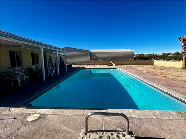 $325,000 | 74284 El Paseo Drive, Twentynine Palms, CA 92277