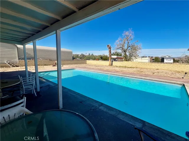 $325,000 | 74284 El Paseo Drive, Twentynine Palms, CA 92277