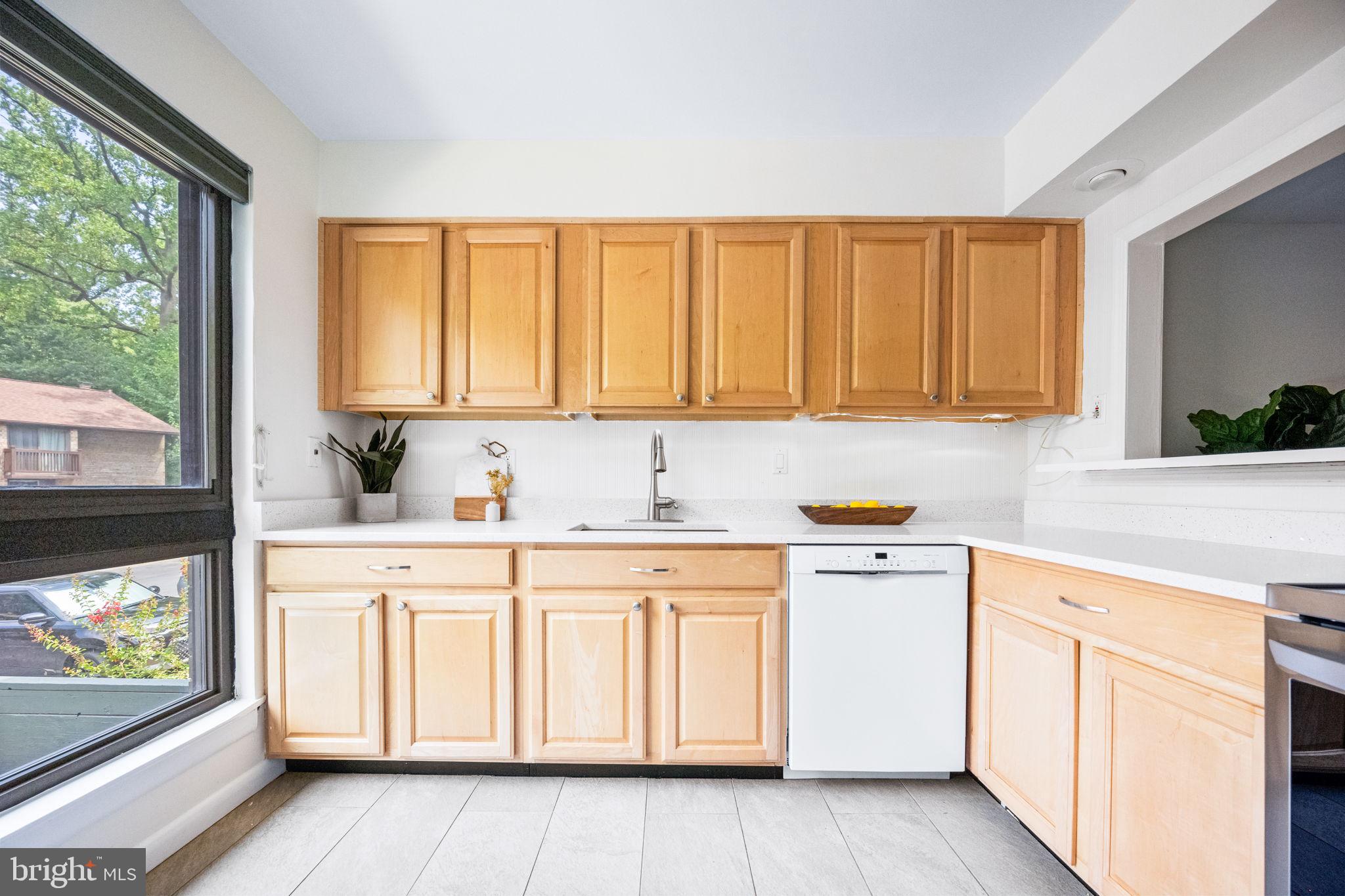 9219 Three Oaks Drive Silver Spring, MD 20901 - Photo 12 of 33