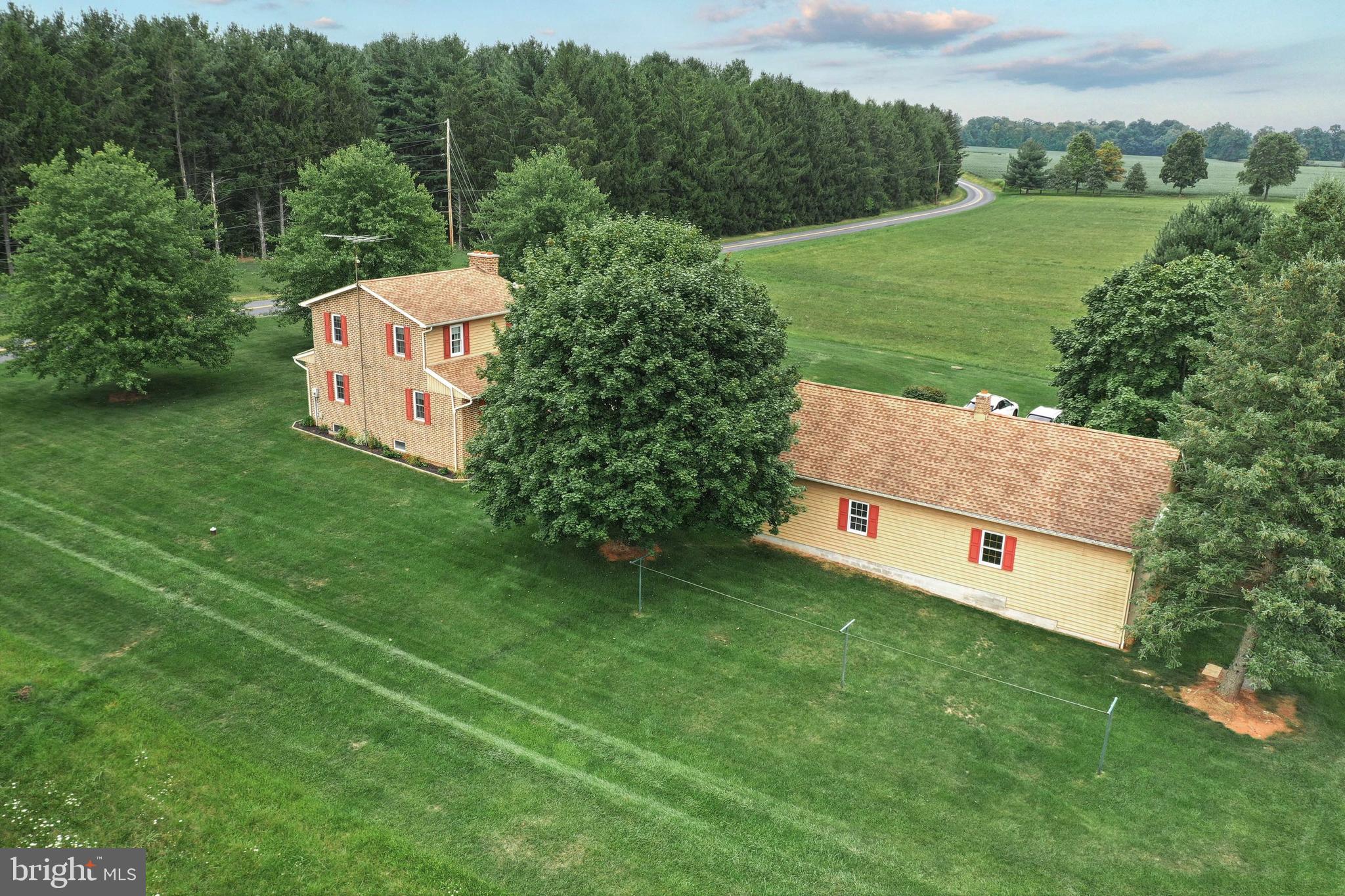 173 School House Road Littlestown, PA 17340 - Photo 5 of 51