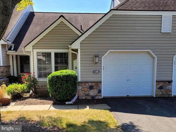 $2,500 | 138 Hawthorne Court, Reading, PA 19610