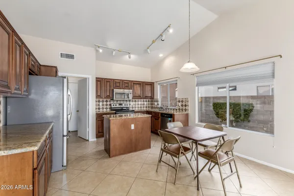 $499,900 | 830 West Cooley Drive, Gilbert, AZ 85233