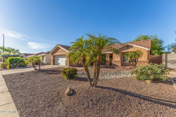 $499,900 | 830 West Cooley Drive, Gilbert, AZ 85233