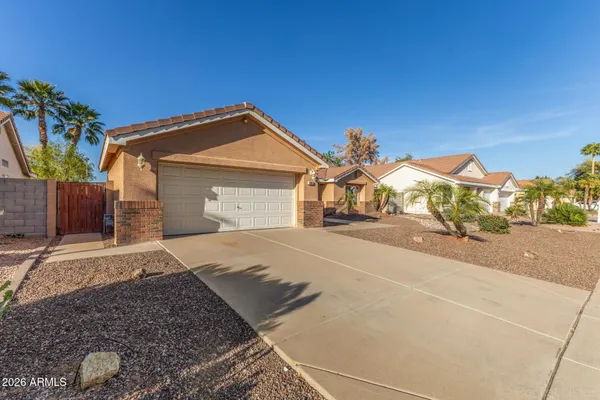 $499,900 | 830 West Cooley Drive, Gilbert, AZ 85233