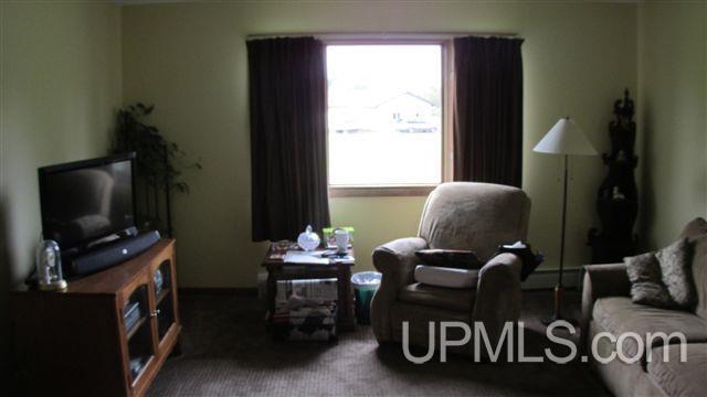 931 Shields Street L'Anse, MI 49946 - Photo 3 of 15