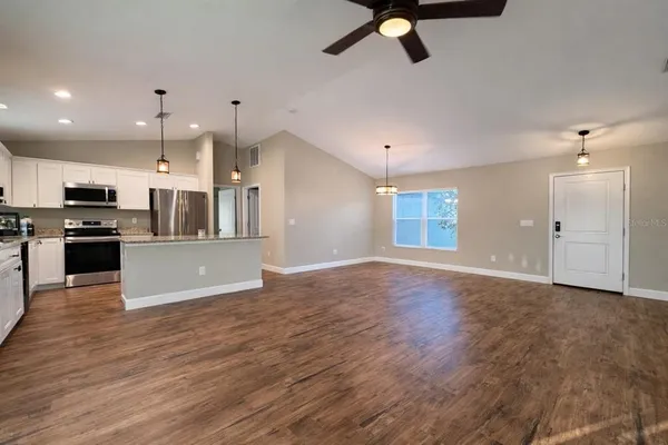 $1,700 | 5223 Kingsman Avenue, North Port, FL 34288