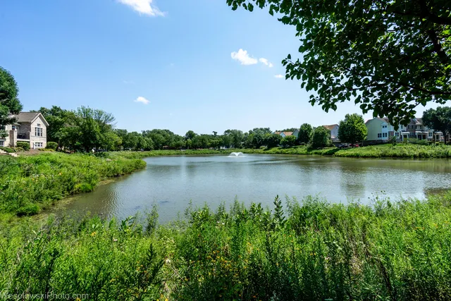 $3,200 | 5502 Cambridge Way, Hanover Park, IL 60133