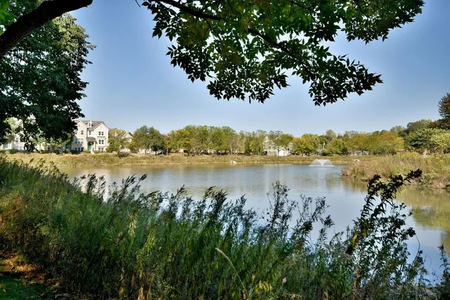 $3,200 | 5502 Cambridge Way, Hanover Park, IL 60133