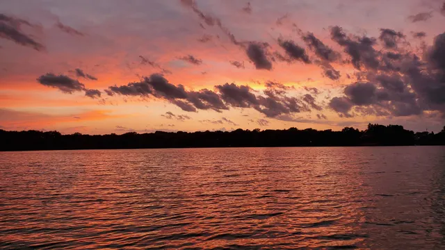 $3,200 | 5502 Cambridge Way, Hanover Park, IL 60133