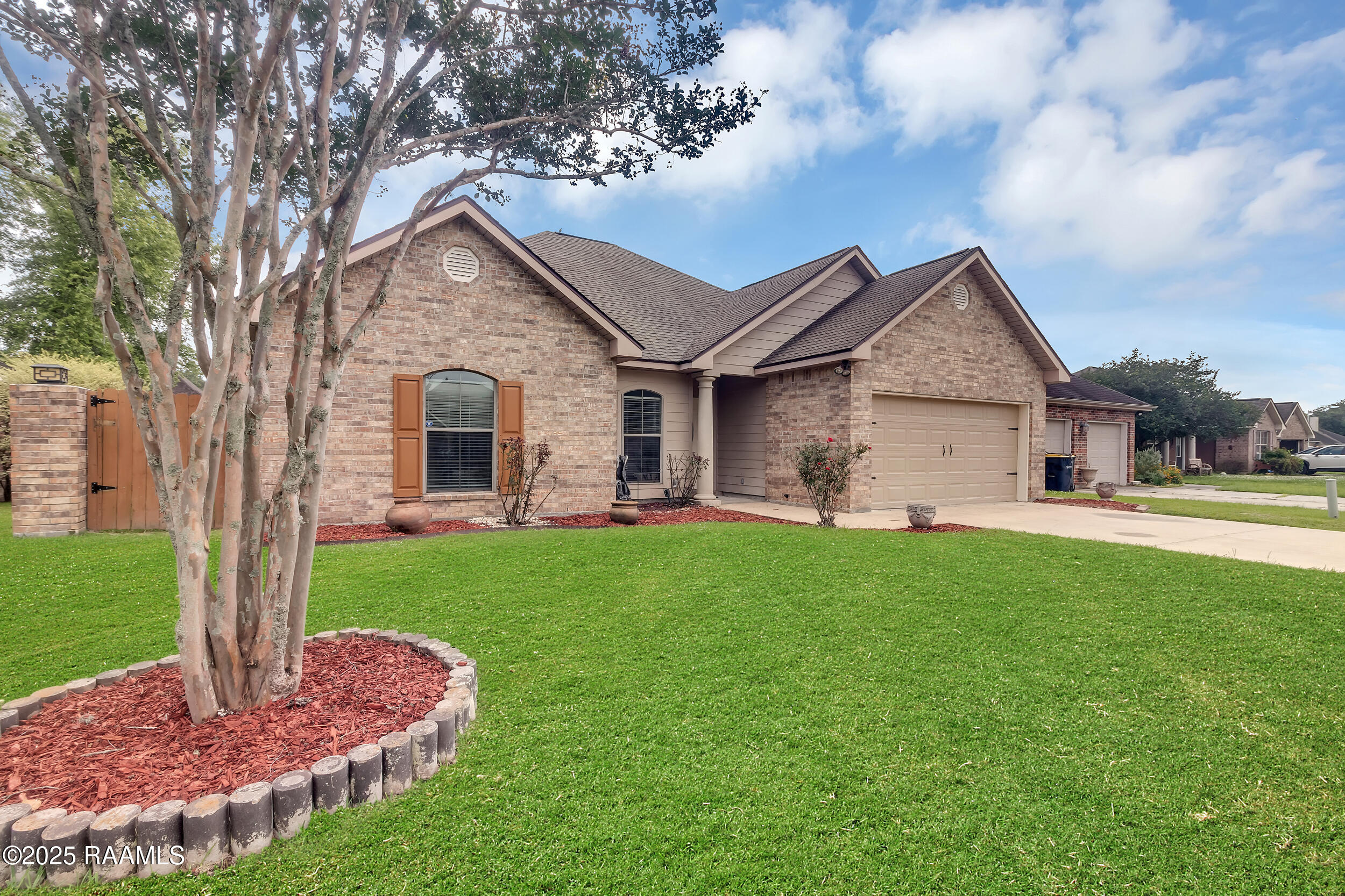 408 Rue Ciel Carencro, LA 70520 - Photo 2 of 28 img_4339
