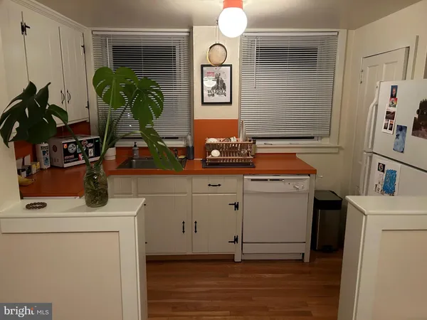 $1,725 | 15 South 6th Street, Perkasie, PA 18944