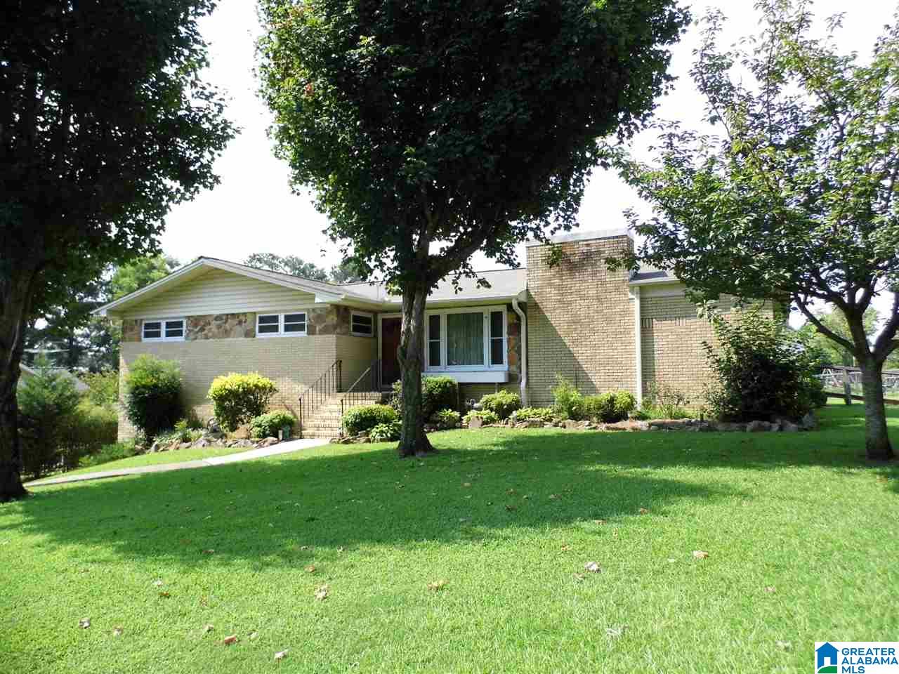 807 Mark Street Southwest Cullman, AL 35055 - Photo 2 of 22